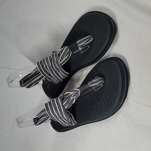 Sanuk Women's Yoga Sling Sandal Size 11 Gray/White Striped Thong Slingback